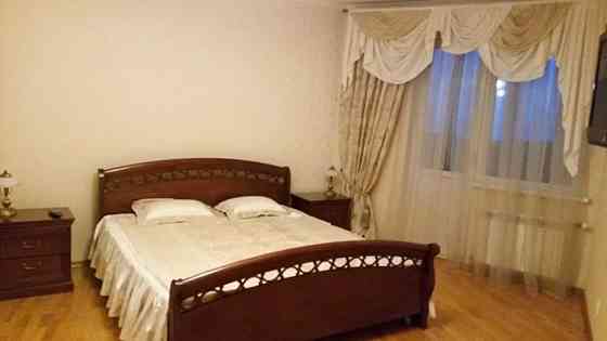 Оренда Квартира 2-кімнатна, 23/36 поверх на Дніпровська набережна, 21 Киев