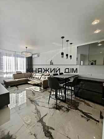 Оренда Квартира 1-кімнатна, 13/26 поверх на Днепровская Набережная Kiev