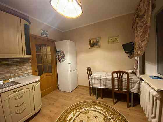 Оренда Квартира 1-кімнатна, 15/22 поверх на Тростянецкая ул., 2 б Kiev