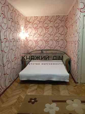 Оренда Квартира 1-кімнатна, 1/9 поверх на Бастионный пер. Kiev