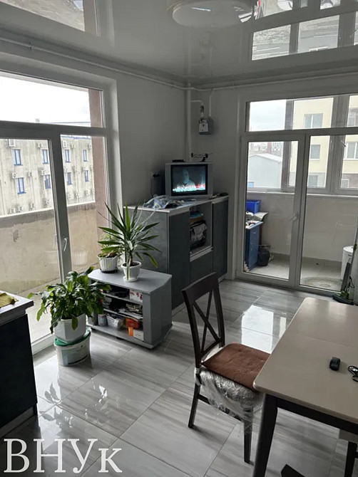 Продаж Квартира 3-кімнатна, 3/10 поверх на вул. Угорська L'viv - photo 1