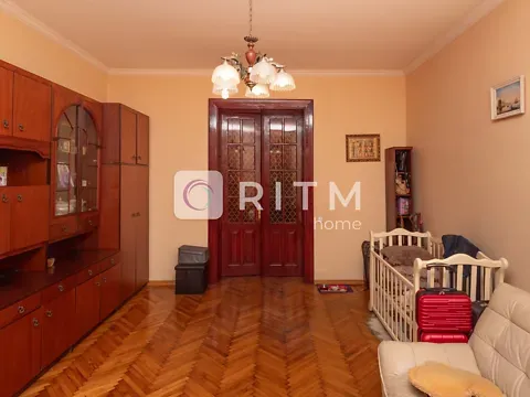 Продаж 2-поверховий   197.5 кв.м 5 кімн. на Федьковича Юрія вулиця 30 Чернівці - фото 5