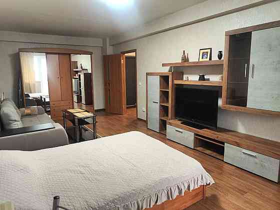 Оренда Квартира 1-кімнатна, 6/16 поверх на Михайла Максимовича вул. (Онуфрія Трутенка), 9 Київ