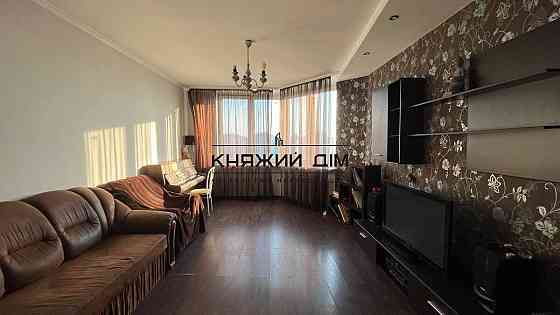 Оренда Квартира 2-кімнатна, 21/21 поверх на Пчелки Елены ул. Киев