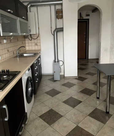 Продам 2-х кімнатну квартиру в с.Фонтанка (Лиманський р-н, 5 км від Одеси) Фонтанка