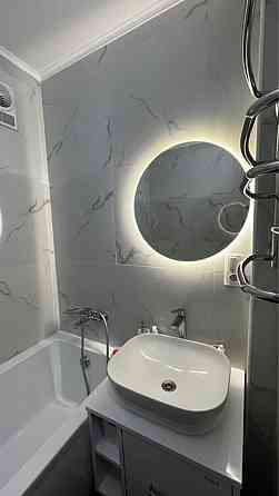 Оренда Квартира 3-кімнатна, 5/5 поверх на Харченко Евгения ул. (Дарницкий) (Ленина), 65 Kiev