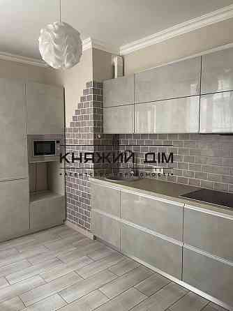 Оренда Квартира 1-кімнатна, 15/18 поверх на Светлая ул. Київ