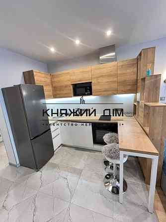 Оренда Квартира 1-кімнатна, 12/28 поверх на Днепровская Набережная ул. Київ