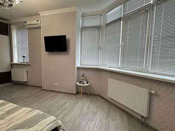 Оренда Квартира 1-кімнатна, 2/24 поверх на ул. Феодосийская, 3в Kiev