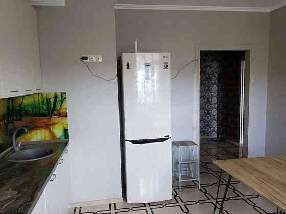 Оренда Квартира 1-кімнатна, 7/26 поверх на Харьковское шоссе Київ