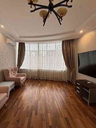 Продаж Квартира 3-кімнатна, 8/12 поверх на Антоновича вул., д. 103 Київ