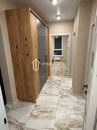 Продаж Квартира 2-кімнатна, 7/16 поверх на вул. Олеся Бердника Київ