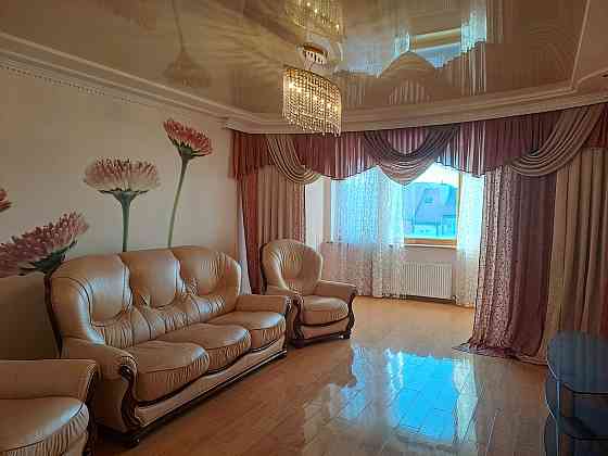 Оренда Квартира 5-кімнатна, 6/6 поверх на Репіна вул., 18 Тернопіль