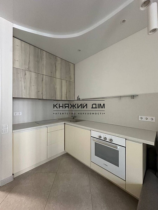 Оренда Квартира 1-кімнатна, 4/9 поверх на Предславинская ул. Киев - изображение 1