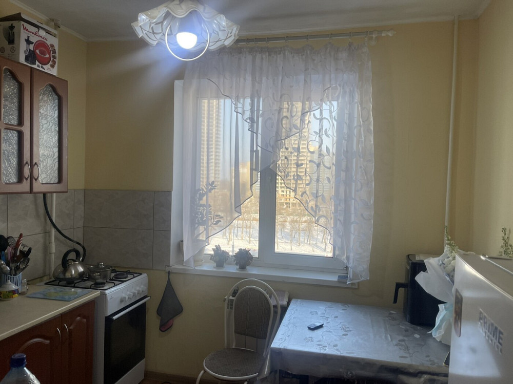 Продаж Квартира 3-кімнатна, 7/9 поверх на проспект Романа Шухевича (Генерала Ватутина), д.8 Киев - изображение 3