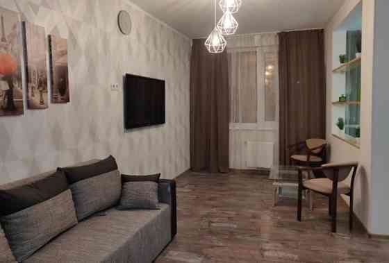 Продаж Квартира 2-кімнатна, 10/24 поверх на Генуэзская ул., 3а Одеса