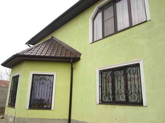 Трехэтажный дом в пгт. Институт Таирова Таїрове