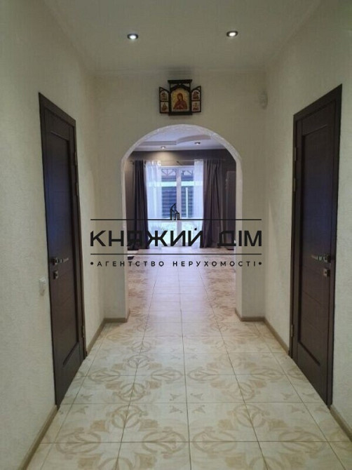БЕЗ КОМИССИИ!!! Продажа отличного 3-х уровневого таунхауса в с. Новое. № 2211350 Нове - фото 3