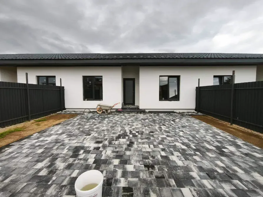 For sale 1-storey Cottage with land 2.5 ares 105 sq.m 4 rooms at Петра Угляренка Uzhhorod - photo 2