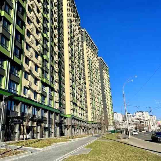 Продаж Квартира 1-кімнатна, 15/23 поверх на Максимовича Михайла вул., д. 32А Киев