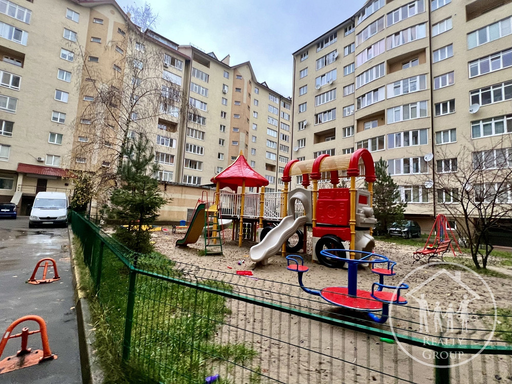 Продаж 2к Квартира 72 кв.м Залізнична Львів - фото 15