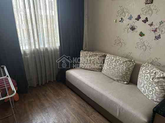 Продаж Квартира 3-кімнатна, 1/3 поверх на вул. Ахієзерів Kharkiv