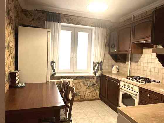 Продам 2 комнатную. Спецпроект. Начало Таирова. Ак. Королева Одеса