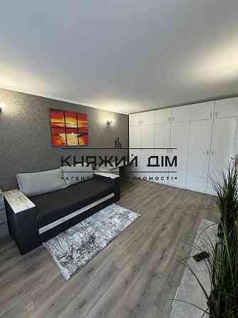 Оренда Квартира 1-кімнатна, 9/9 поверх на Леси Украинки бульв. / Л.Украинки бул Киев