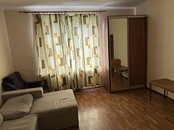 Оренда Квартира 2-кімнатна, 9/16 поверх на Алматинська, 39А Киев