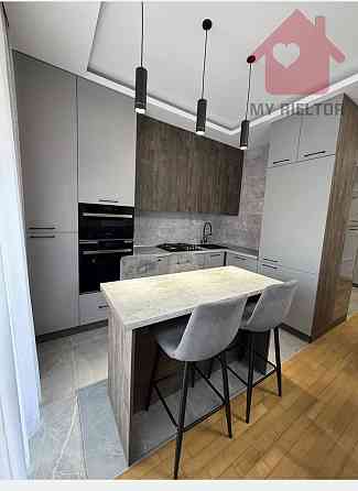 Продаж Квартира 4-кімнатна, 4/5 поверх на Тлехаса Ужгород