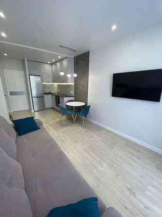 Оренда Квартира 2-кімнатна, 9/12 поверх на ул. Заречная Киев