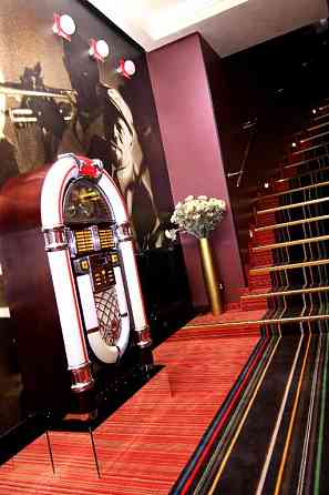 Продаж комерційне приміщення на ул. Екатерининская (Европейская), 14 приміщень - 12, поверх - 1 Odessa