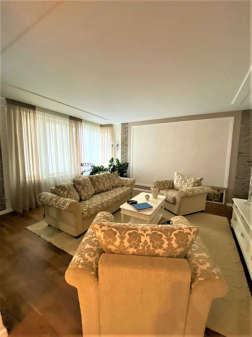 Продаж Квартира 2-кімнатна, 14/25 поверх на Валерія Лобановського вул., д. 6В Киев - изображение 2