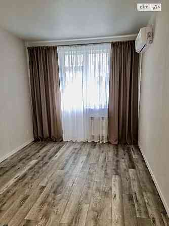 Продаж Квартира 2-кімнатна, 3/5 поверх на Єреванська вул., 5 Киев