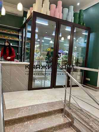 Продаж офісне приміщення на Институтская ул. поверх - 1/5 Київ