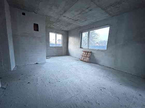 Продаж Будинок 4-кімнатний на вул. Левадна Підрясне