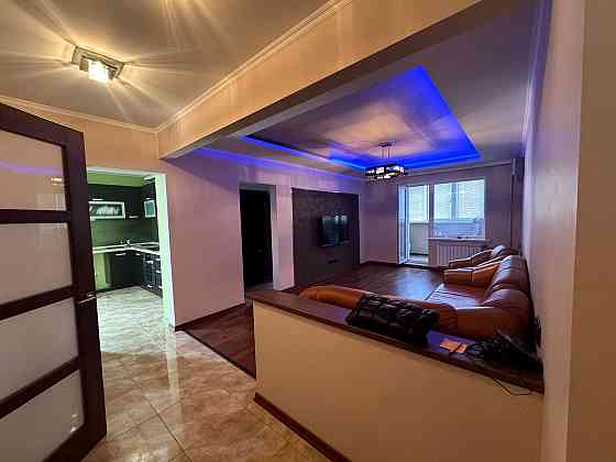 Продаж Квартира 3-кімнатна, 10/16 поверх на Йорданська вул., д. 1-А Київ