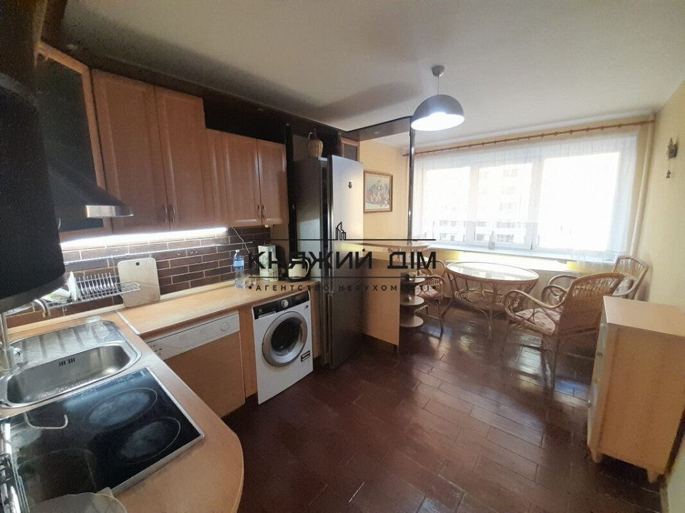 Продаж 3-кімнатної квартири, метро Житомирська 3 хв.пішки. № 21145874 Київ - фото 3