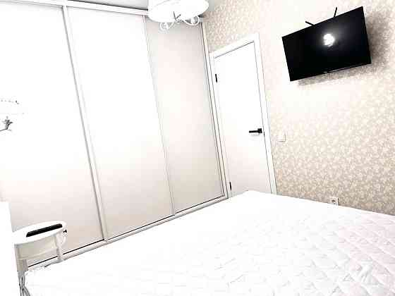 Оренда Квартира 1-кімнатна, 12/21 поверх на Сормовська, 3 Kiev