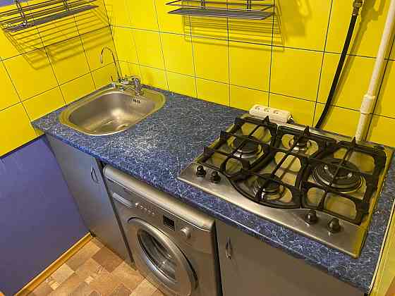 Оренда Квартира 1-кімнатна, 2/5 поверх на Козацька, 32 Київ