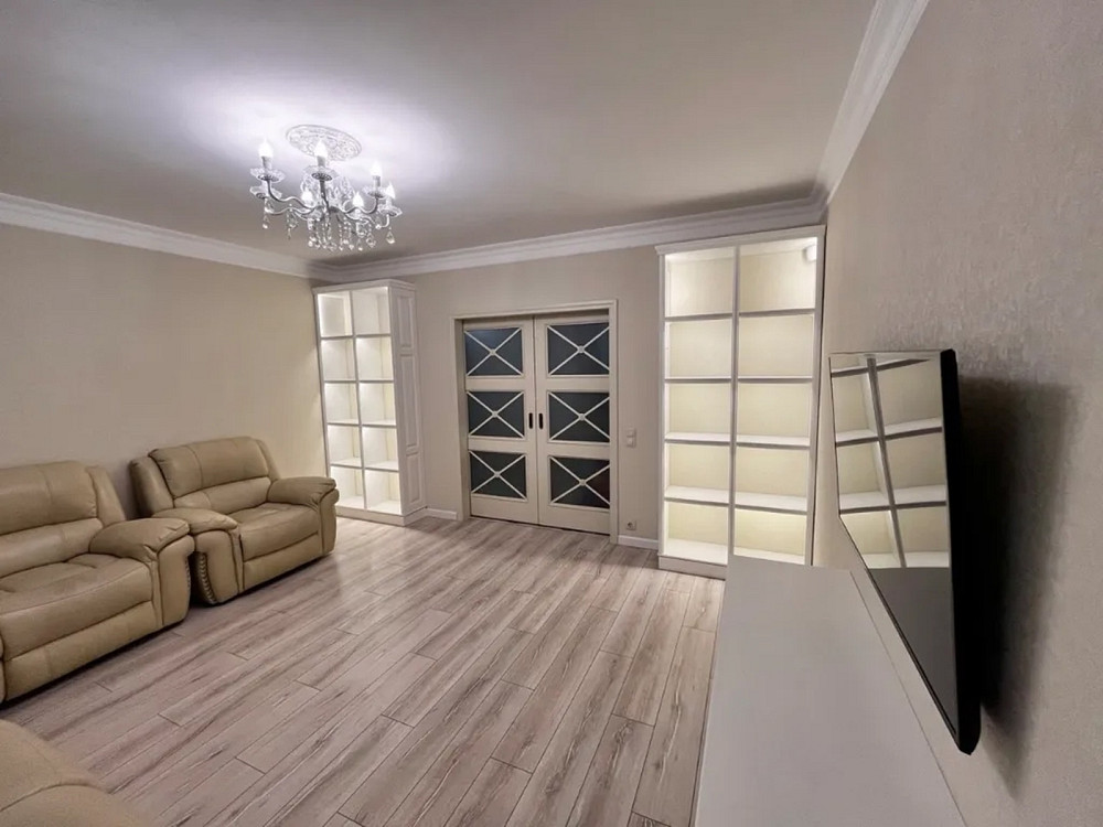 Продаж Квартира 3-кімнатна, 11/12 поверх на Владимирская ул., 1 Дніпро - фото 3