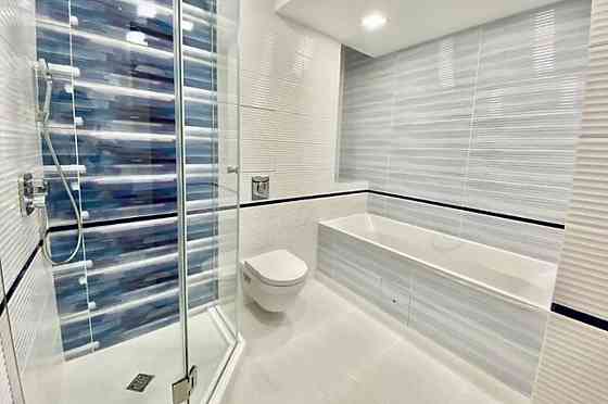 Продаж Квартира 3-кімнатна, 6/10 поверх на Отрадная ул., 13 Одеса