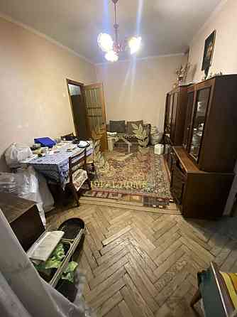 Продаж Квартира 3-кімнатна, 5/5 поверх на Дегтяревская ул., 43/9 Київ