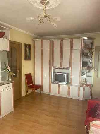 Продаж Квартира 3-кімнатна, 2/2 поверх на Грушевського Богородчани