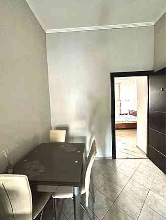 Прекрасная квартира в центре Одессы возле легендарной Потемкинской лестницы Одеса