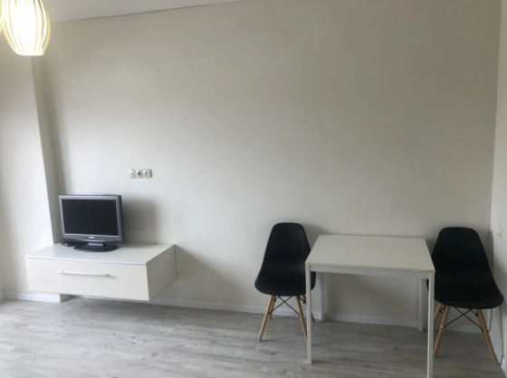 Продаж Квартира 1-кімнатна на ул. Маршала Малиновского, 16б Одесса