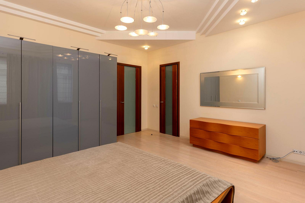 Продаж Квартира 5-кімнатна, 4/4 поверх на Малоподвальная вул., д. 12/10 Киев - изображение 9