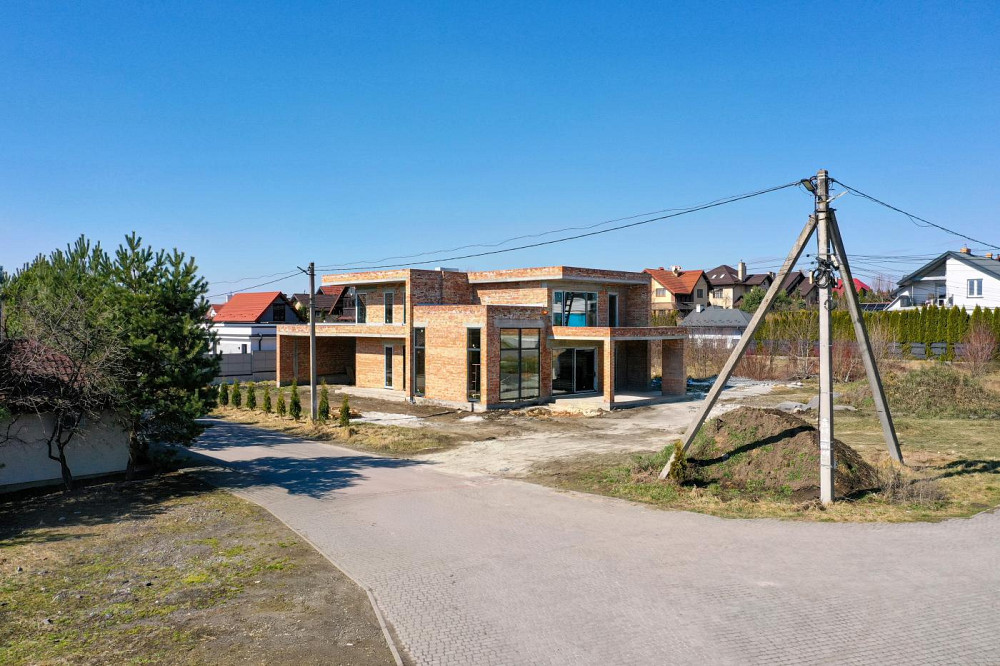 Продаж 2-поверховий Будинок з ділянкою 10 сот 233 кв.м 5 кімн. на Лікарська вул. Малечковичі - фото 4