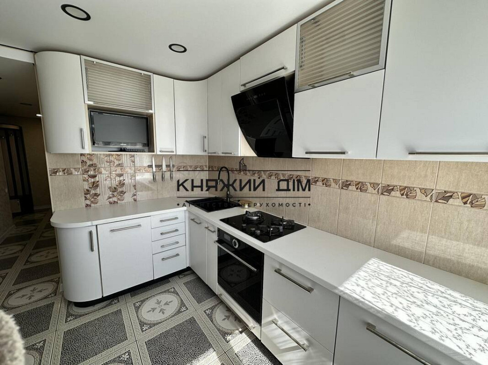 Оренда Квартира 3-кімнатна, 14/14 поверх на Флоренции ул. Киев - изображение 8