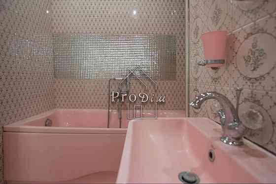 Продаж Будинок 3-кімнатний на Саперно-Слобідська вул., 24 Kiev